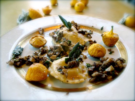 Post image for Cauliflower Ravioli with Baby Portobello Mushroom Ragú