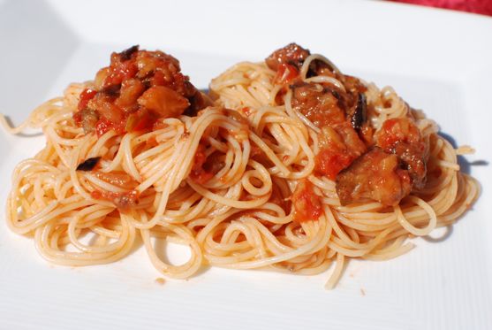 Post image for Cooking Italy: Spaghetti with Spicy Eggplant Sauce and Isnello, Sicily