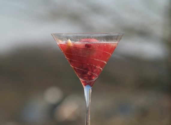 Post image for Pomegranate Christmas Cocktail Remembers