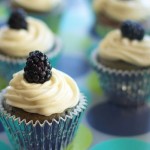 blackberry cupcakes