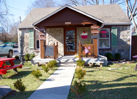 Post image for Sweet Natured Treats – Cheesecake and More in Franklin