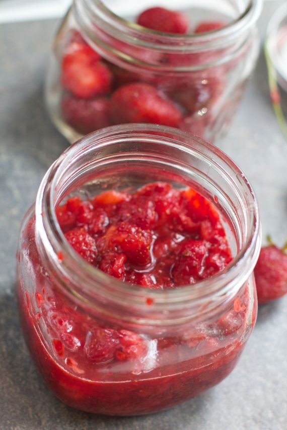 Freezing Strawberries in Mason Jars