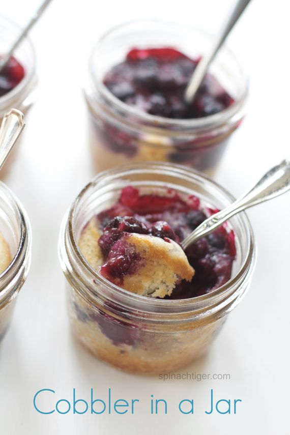 Blackberry Cobbler in Mason Jars