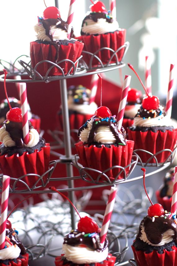 Make the Best Chocolae Sundae Cupcakes by Angela Roberts