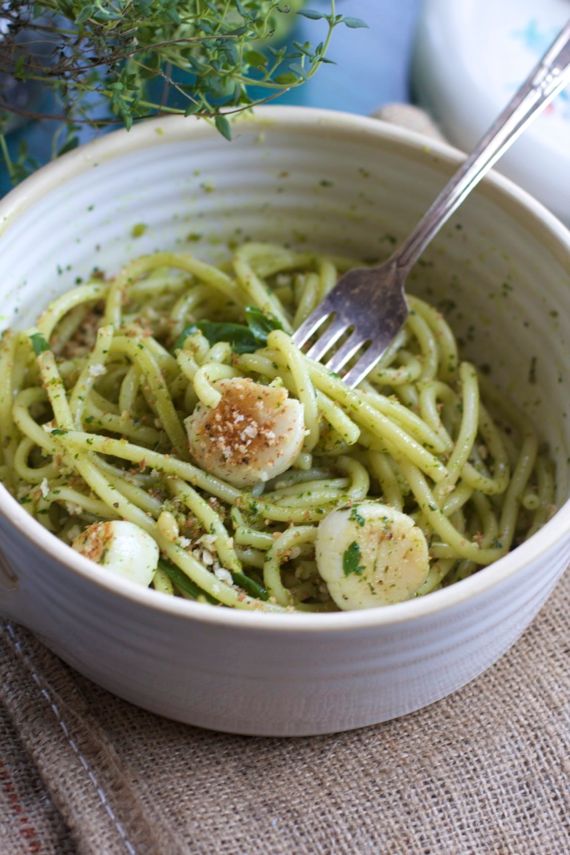 Anchovy Basil Pesto Sauce with Seared Scallops and Toasted Breadcrumbs