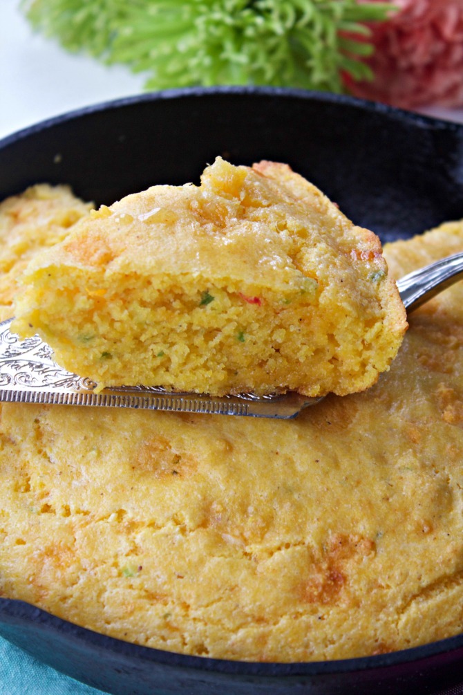 How to Make Professor Bailey's Pimento Cheese Corn Bread from Spinach Tiger