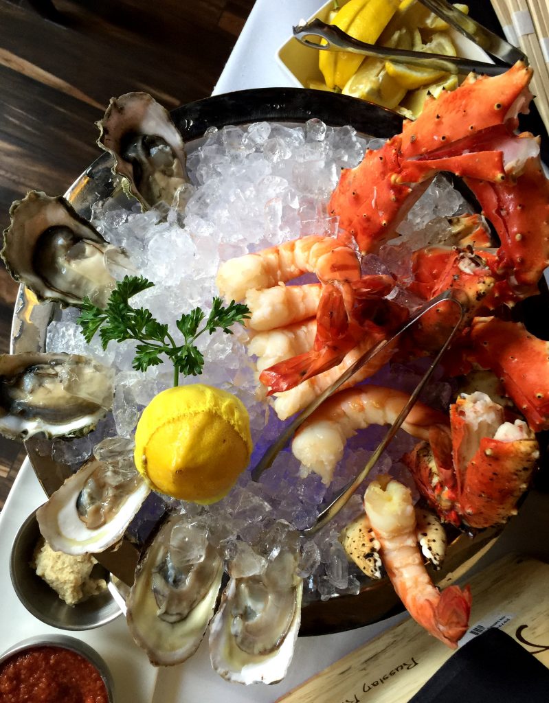 Raw Seafood Bar at Jeff Ruby's Steakhouse Nashville from Spinach TIger