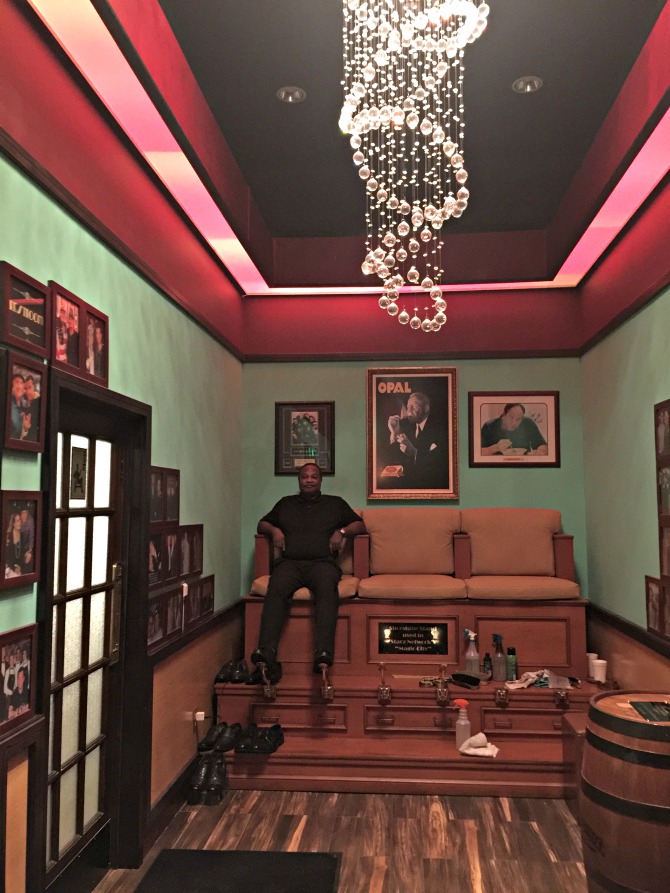 shoe-shine-at-jeff-rubys-nashville