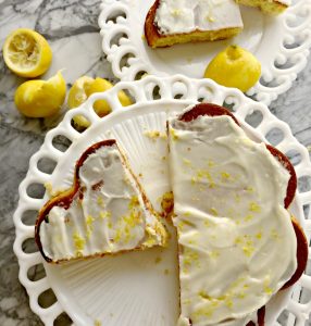 Keto Snacking Lemon Cake