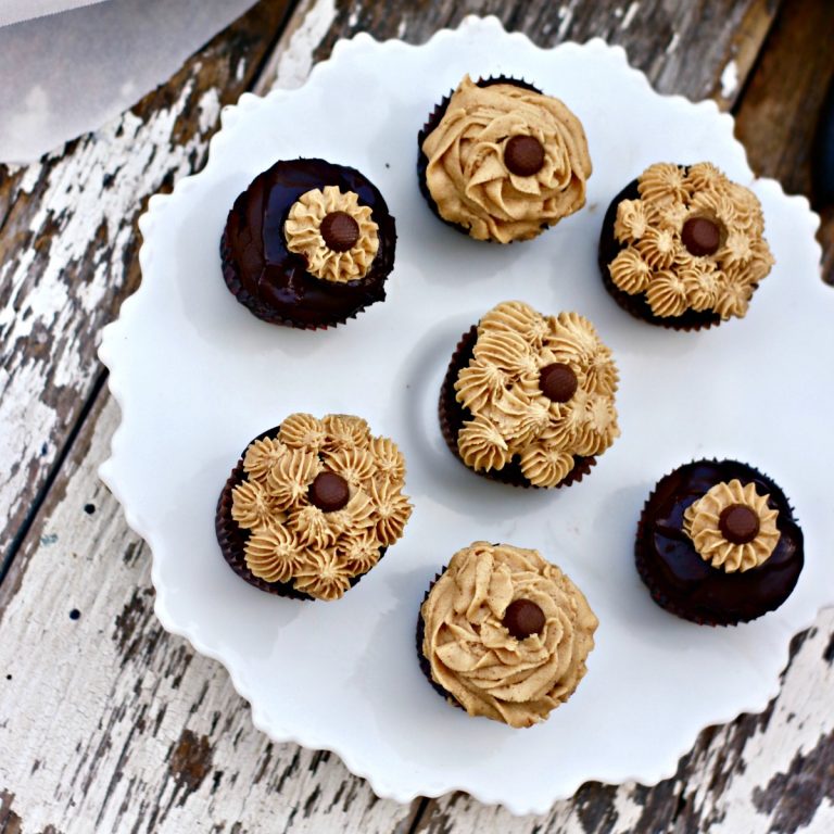 Peanut Butter Filled Chocolate Cupcakes with Easy Chocolate Ganache Recipe
