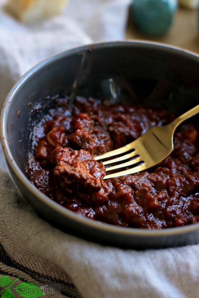 Slow Cooker Shredded Beef Ragu from Spinach Tiger