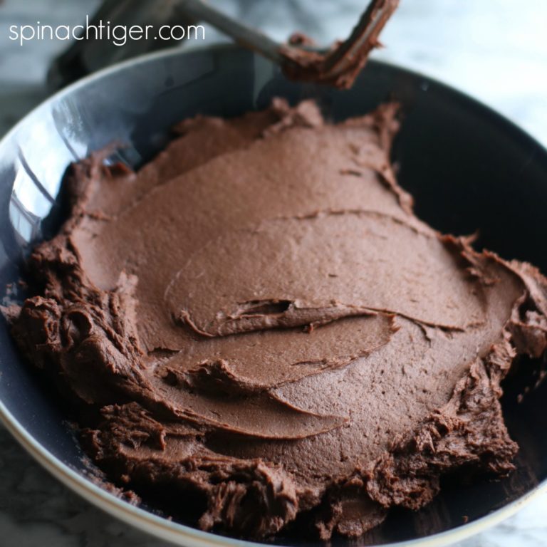 Low Carb Chocolate Buttercream Frosting Recipe, Keto Friendly