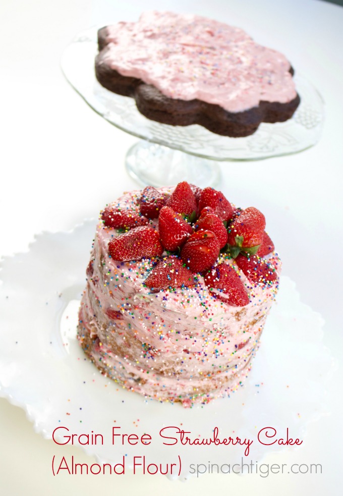 Grain Free Strawberry Cake from Spinach TIger (paleo, low-carb)