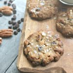 Keto Chocolate Chip Cookies