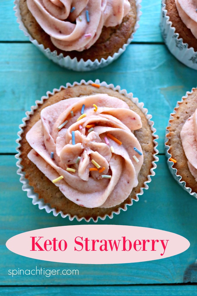 World's best Keto Strawberry cake, cupcakes or layer cake with strawberry cream cheese frosting. #ketostrawberrycupcakes #ketostrawberrycake #ketocreamcheesefrosting via @angelaroberts