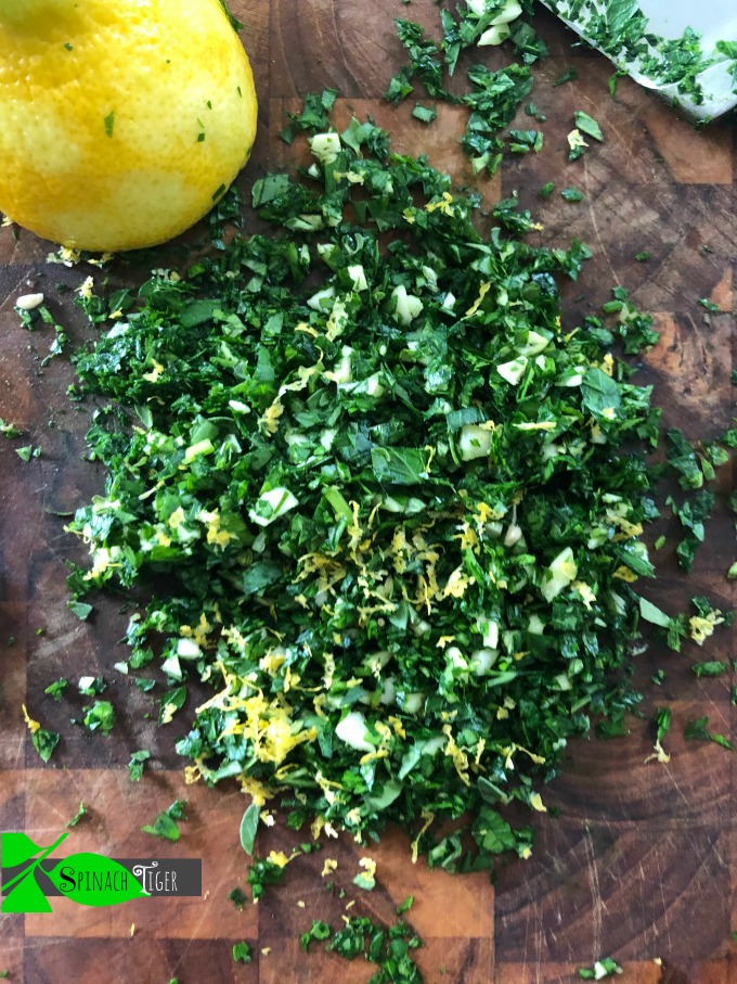 Chopped Parsley for Chimichurri from Spinach Tiger