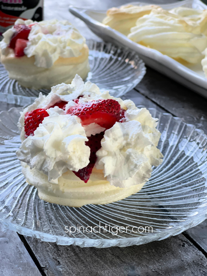Keto Pavlova Cups with Whipped Cream and Strawberries