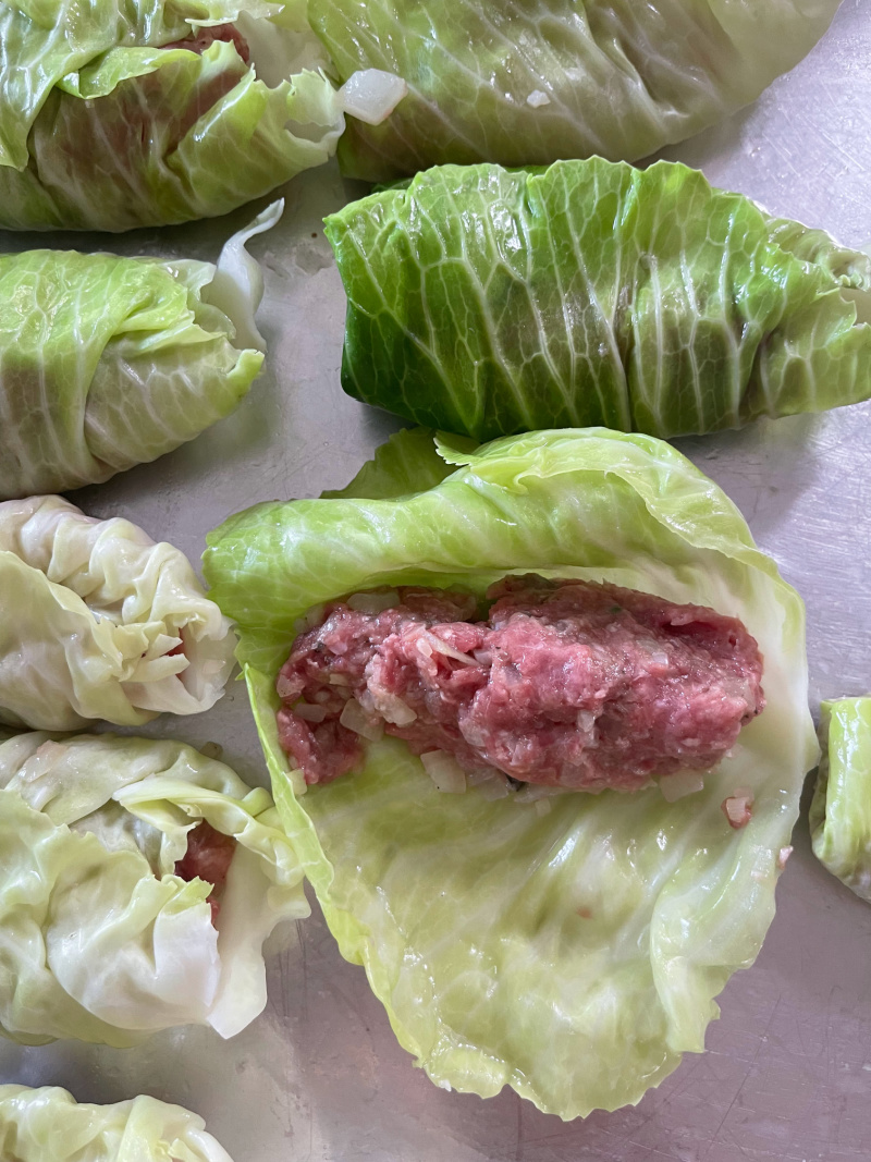 Cabbage with Raw Meat